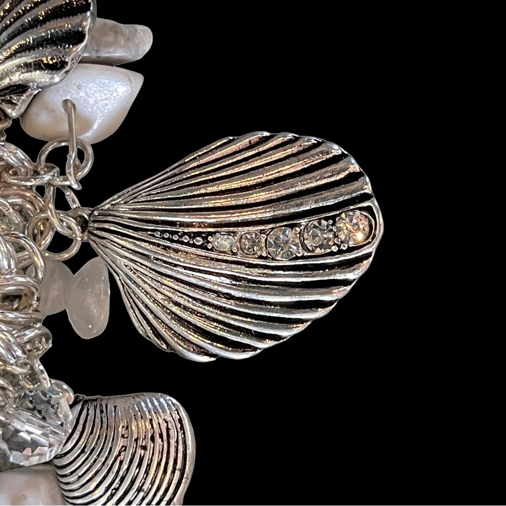 Stretch Silver & White Seashell Bracelet - Picture 3 of 10